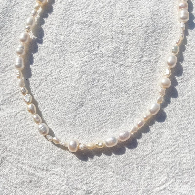Pearl necklace "Ivory"