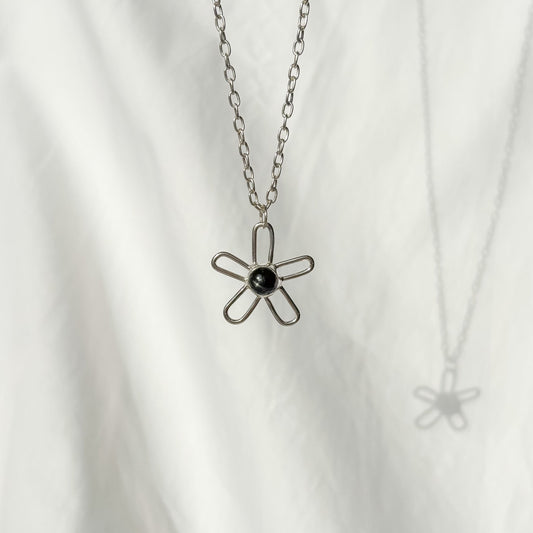 Diopside flower charm