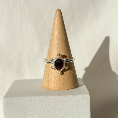 Garnet ring "Elise" 17.5