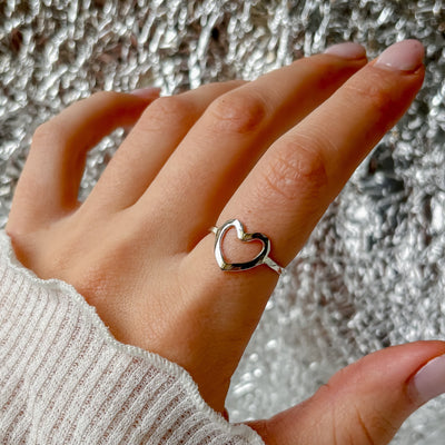 Heart shape ring "Cordelia"